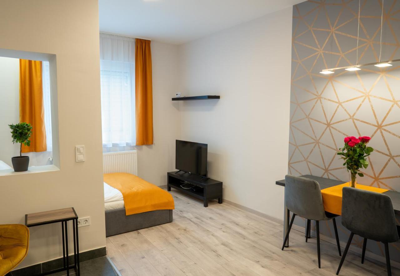 Var Apartman إغير المظهر الخارجي الصورة